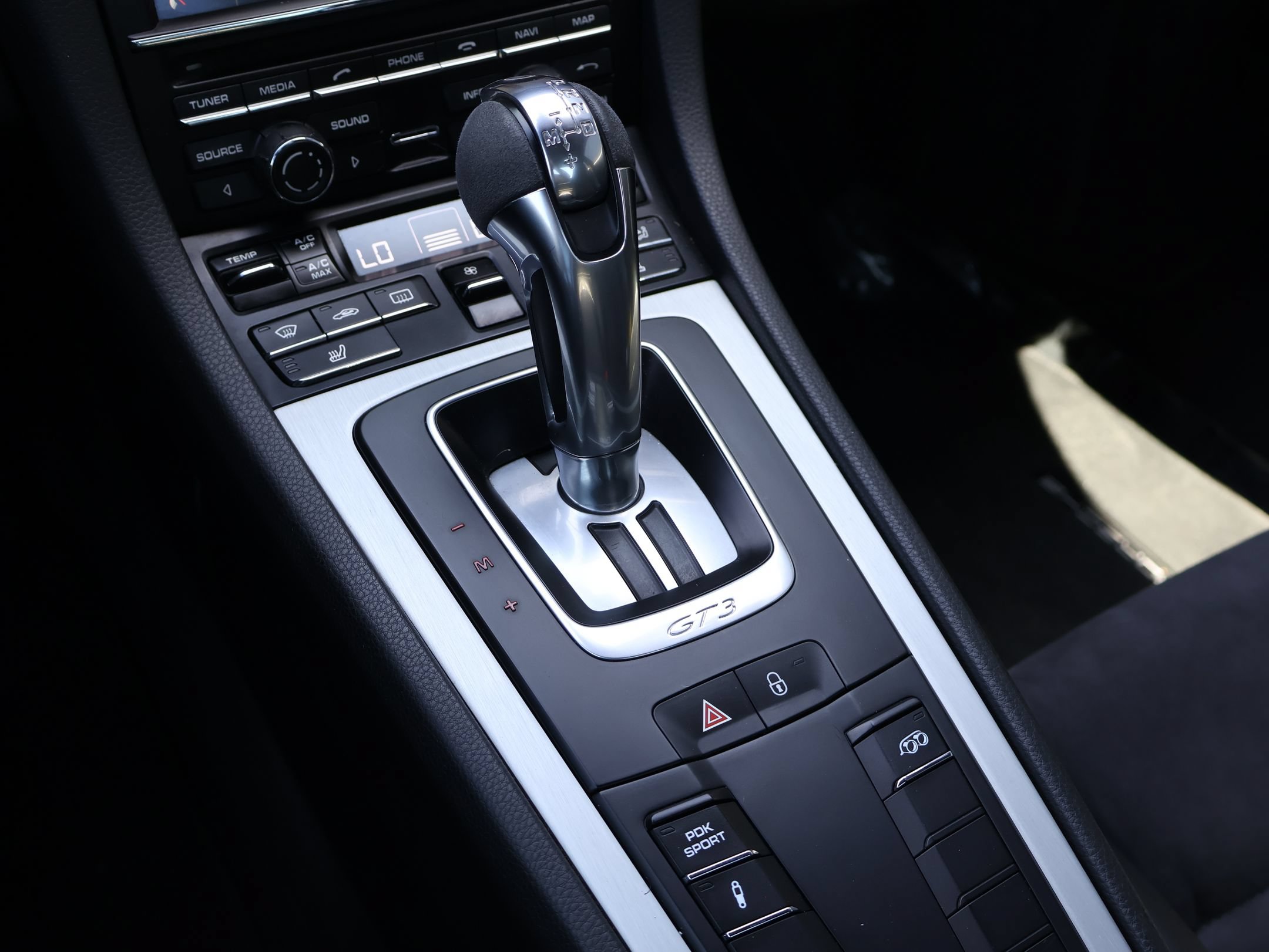 Certified 2014 Porsche 911 GT3 RWD image 20