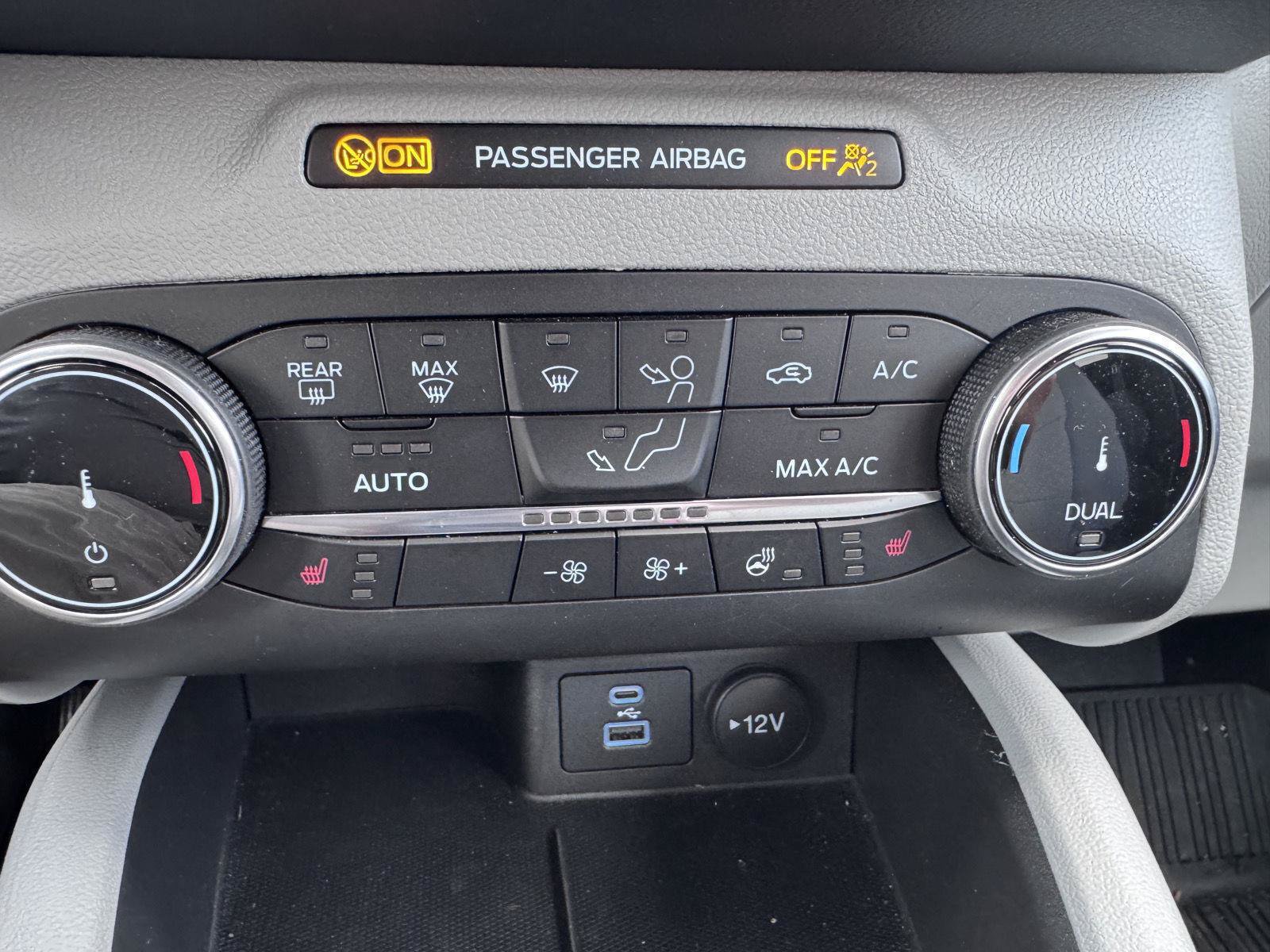 Used 2023 Ford Escape Active AWD/4WD image 18