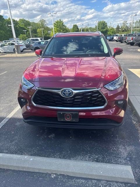 Used 2023 Toyota Highlander Limited AWD/4WD image 9