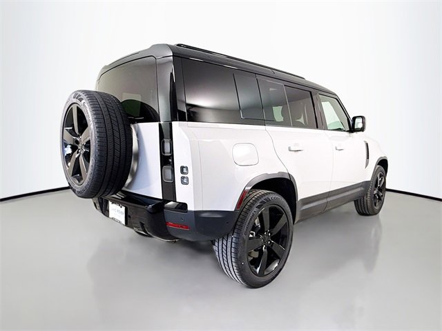 New 2026 Land Rover Defender 110 S image 5