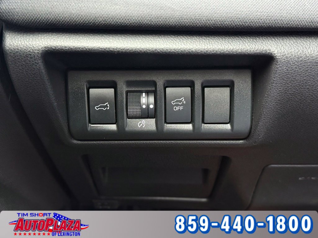 Used 2024 Subaru Outback Premium AWD/4WD image 21