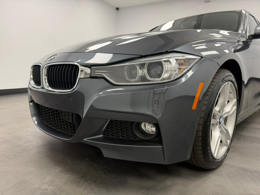 Used 2015 BMW 335i xDrive Sedan w/ M Sport AWD/4WD image 16