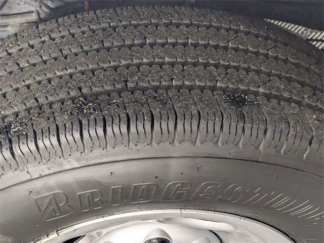 Used 2024 Chevrolet Express 2500 w/ Driver Convenience Package image 9