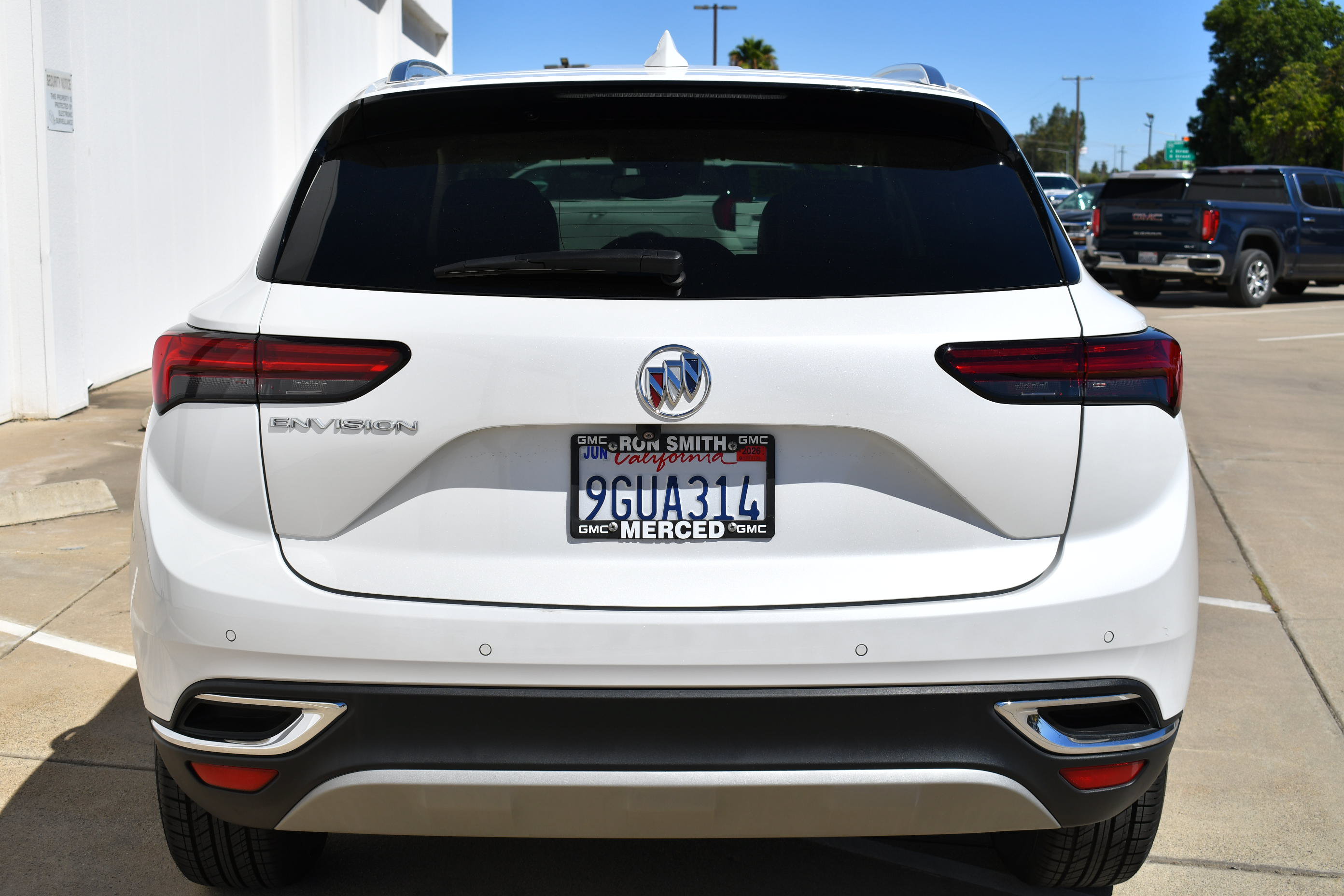 Used 2023 Buick Envision Preferred FWD image 7
