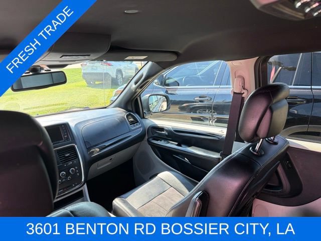Used 2020 Dodge Grand Caravan SXT FWD image 26
