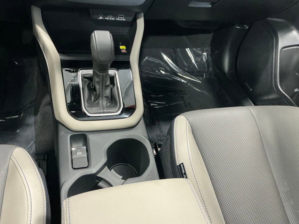 Used 2025 Subaru Forester Limited w/ Popular Package #1 AWD/4WD image 15