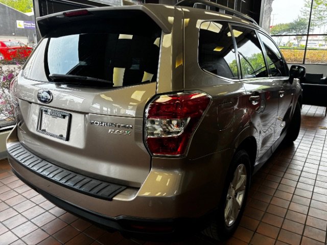 Used 2016 Subaru Forester 2.5i Limited w/ Popular Package #2 AWD/4WD image 8