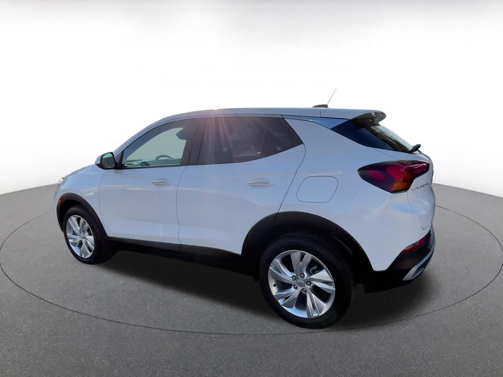 Used 2025 Buick Encore GX Preferred image 10