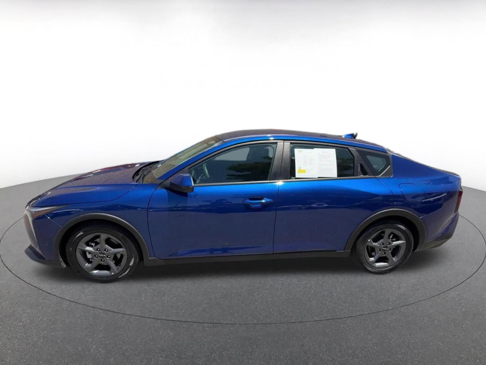 Used 2025 Kia K4 FWD image 9