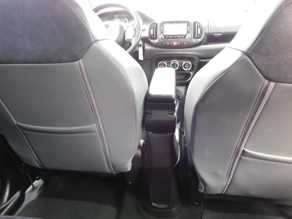 Used 2014 FIAT 500L Lounge FWD image 38
