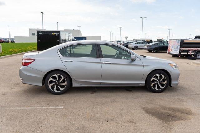 Used 2016 Honda Accord EX-L image 8