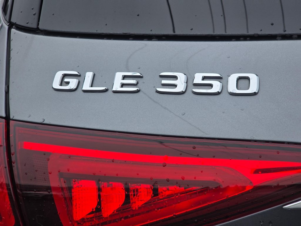 Used 2023 Mercedes-Benz GLE 350 4MATIC w/ 3rd Row Seat Package image 34