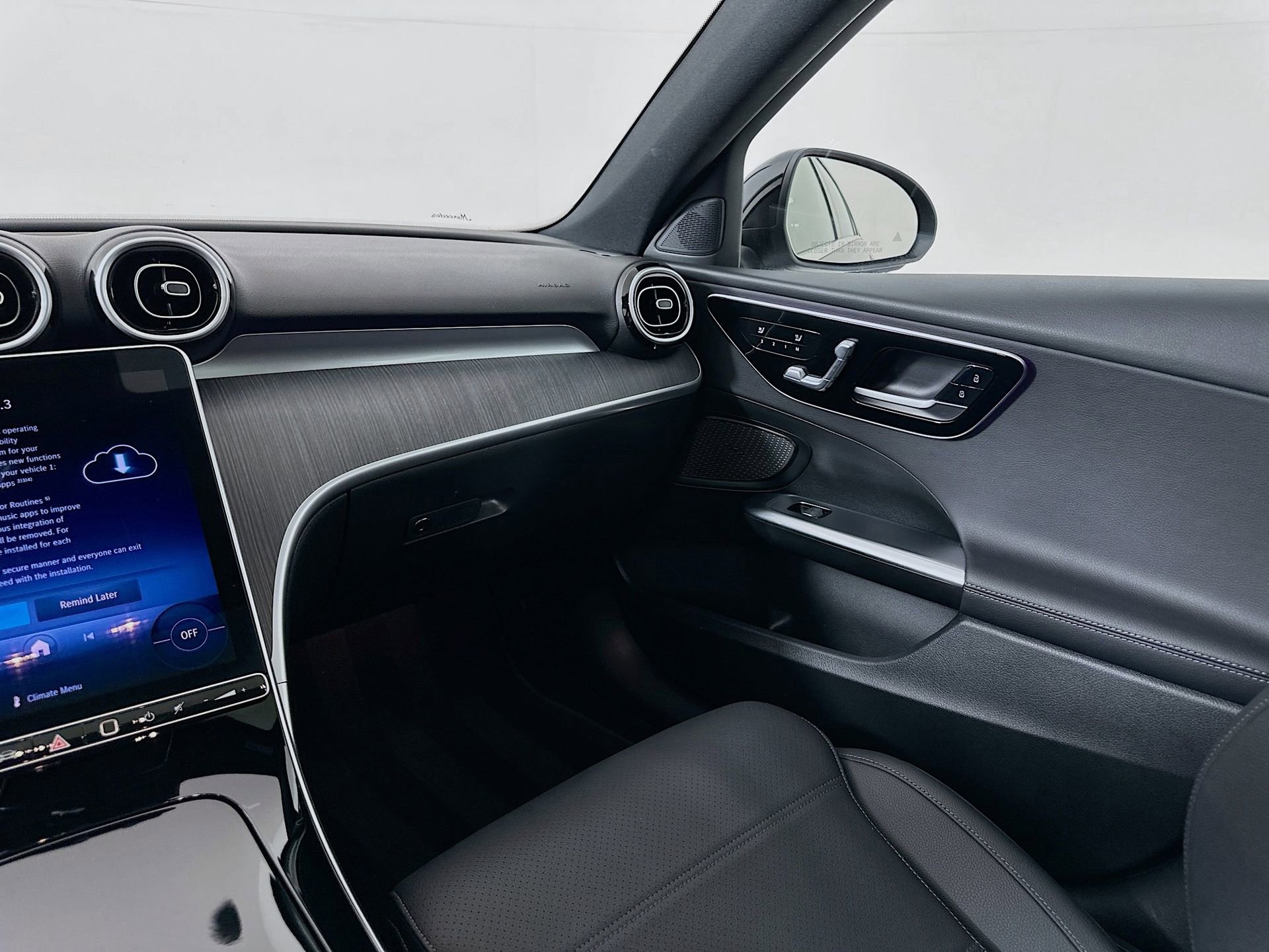 Certified 2025 Mercedes-Benz C 300 Sedan image 25