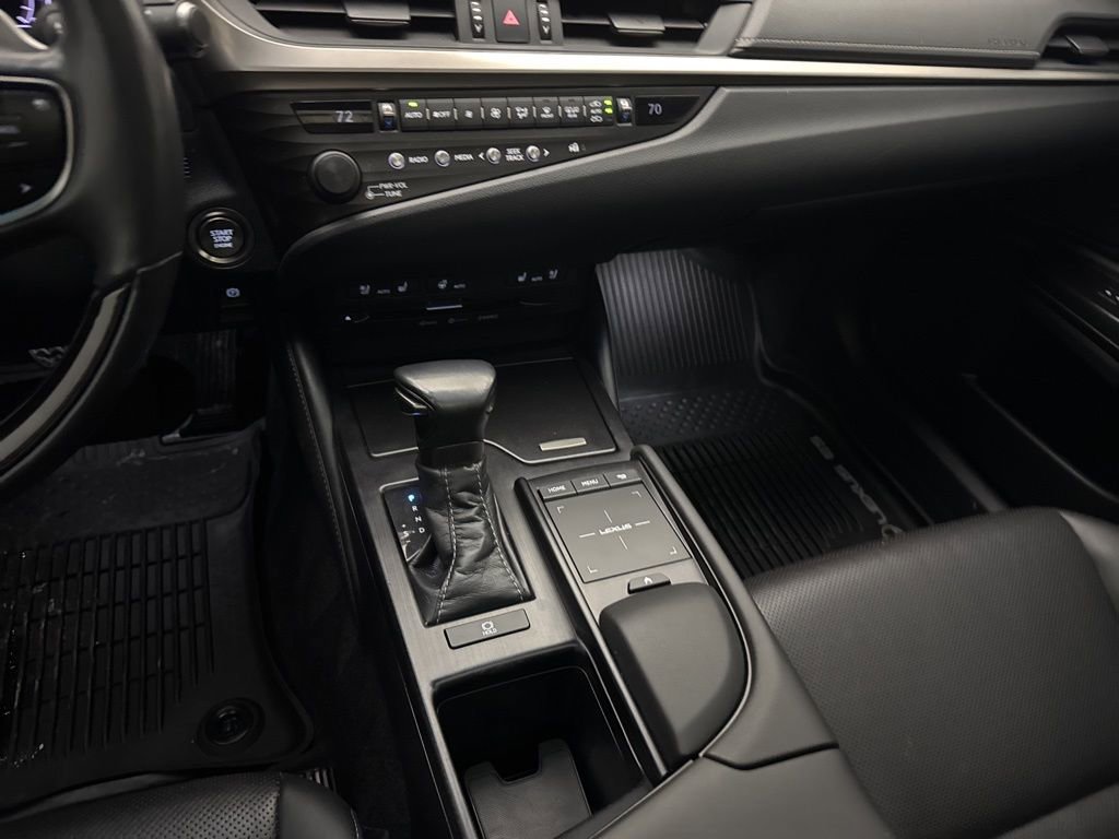 Used 2020 Lexus ES 350 w/ Premium Package image 18