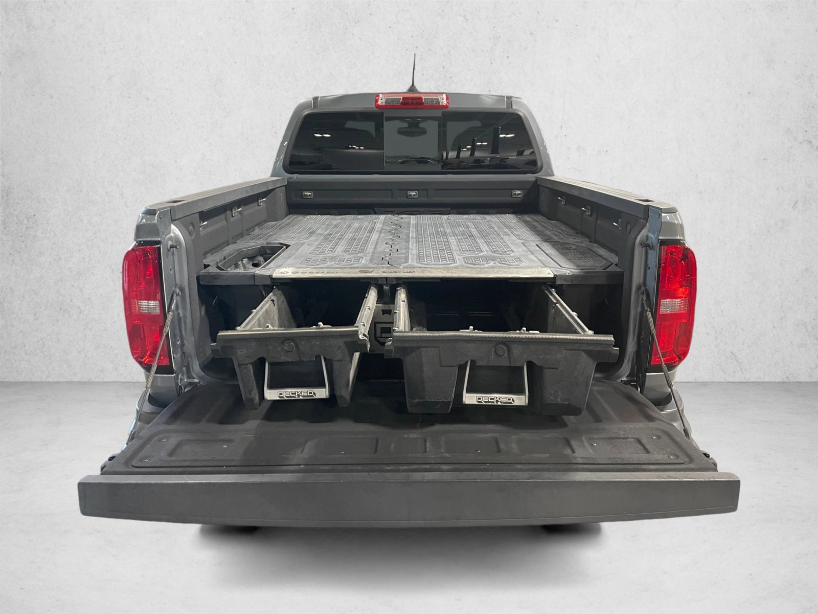 Used 2020 Chevrolet Colorado ZR2 w/ Colorado ZR2 Bison Edition AWD/4WD image 23