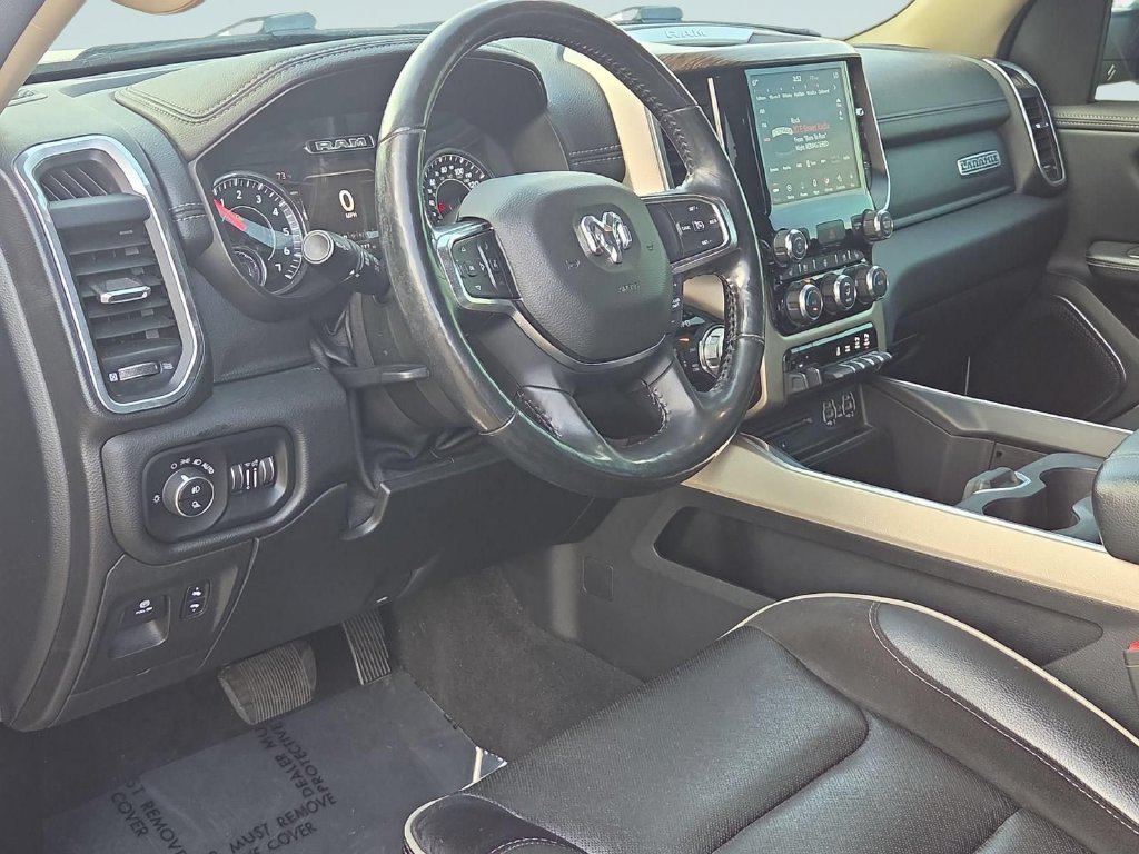 Used 2019 RAM 1500 Laramie AWD/4WD image 14