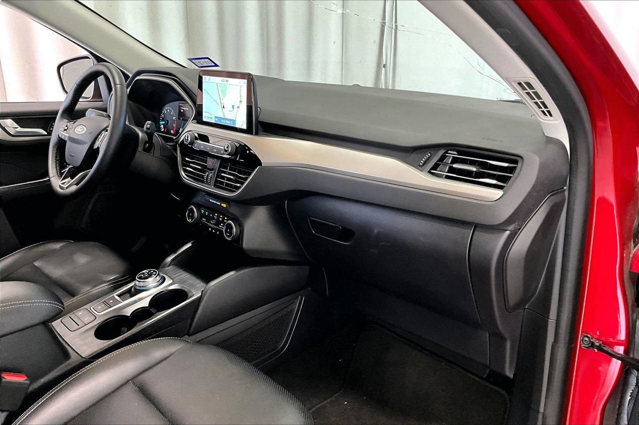 Used 2022 Ford Escape SEL image 28