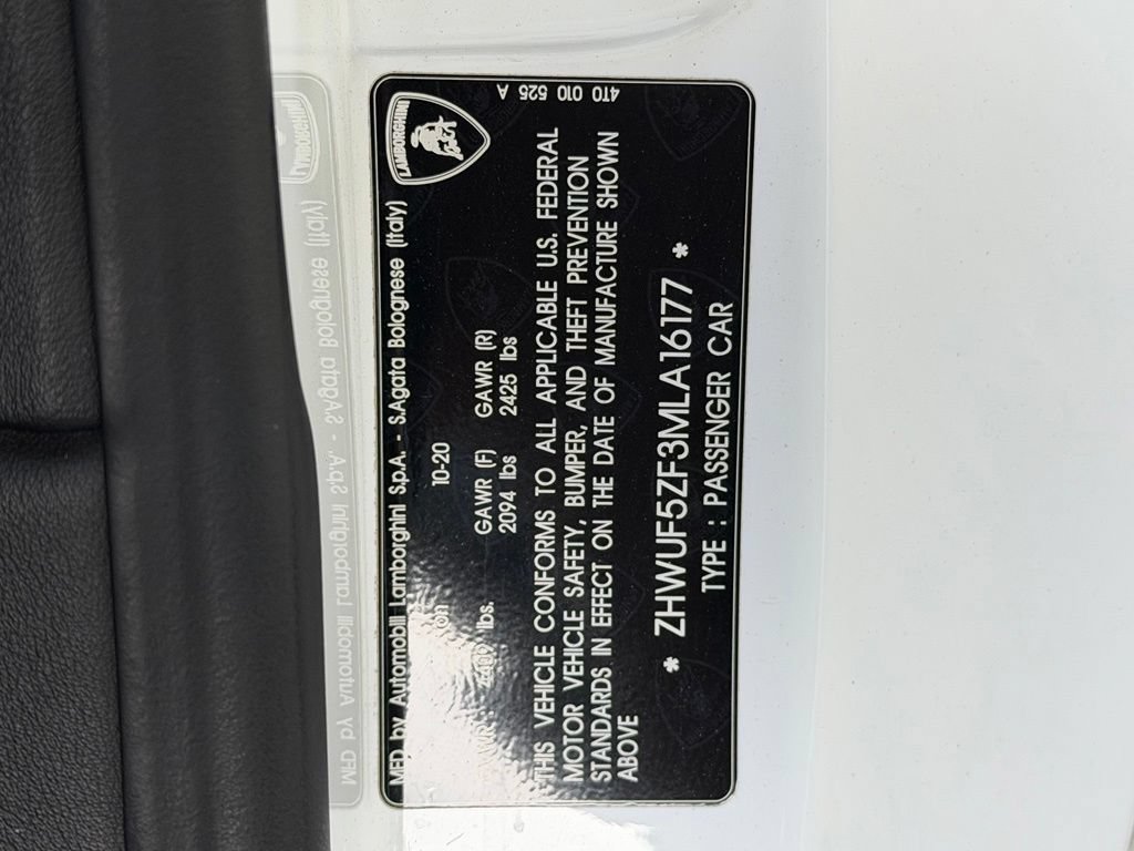 Used 2021 Lamborghini Huracan EVO RWD image 48