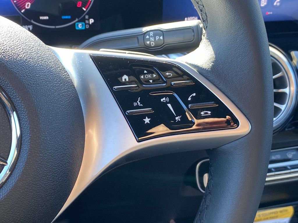 Certified 2025 Mercedes-Benz GLB 250 image 23