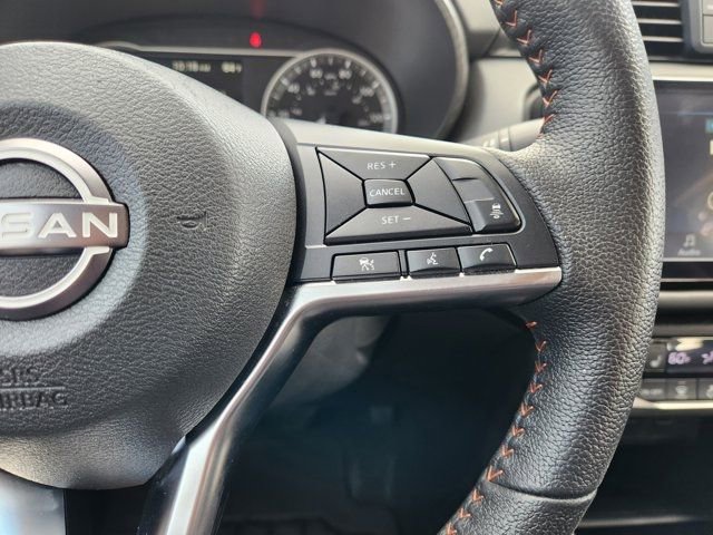 Used 2024 Nissan Versa SR image 32