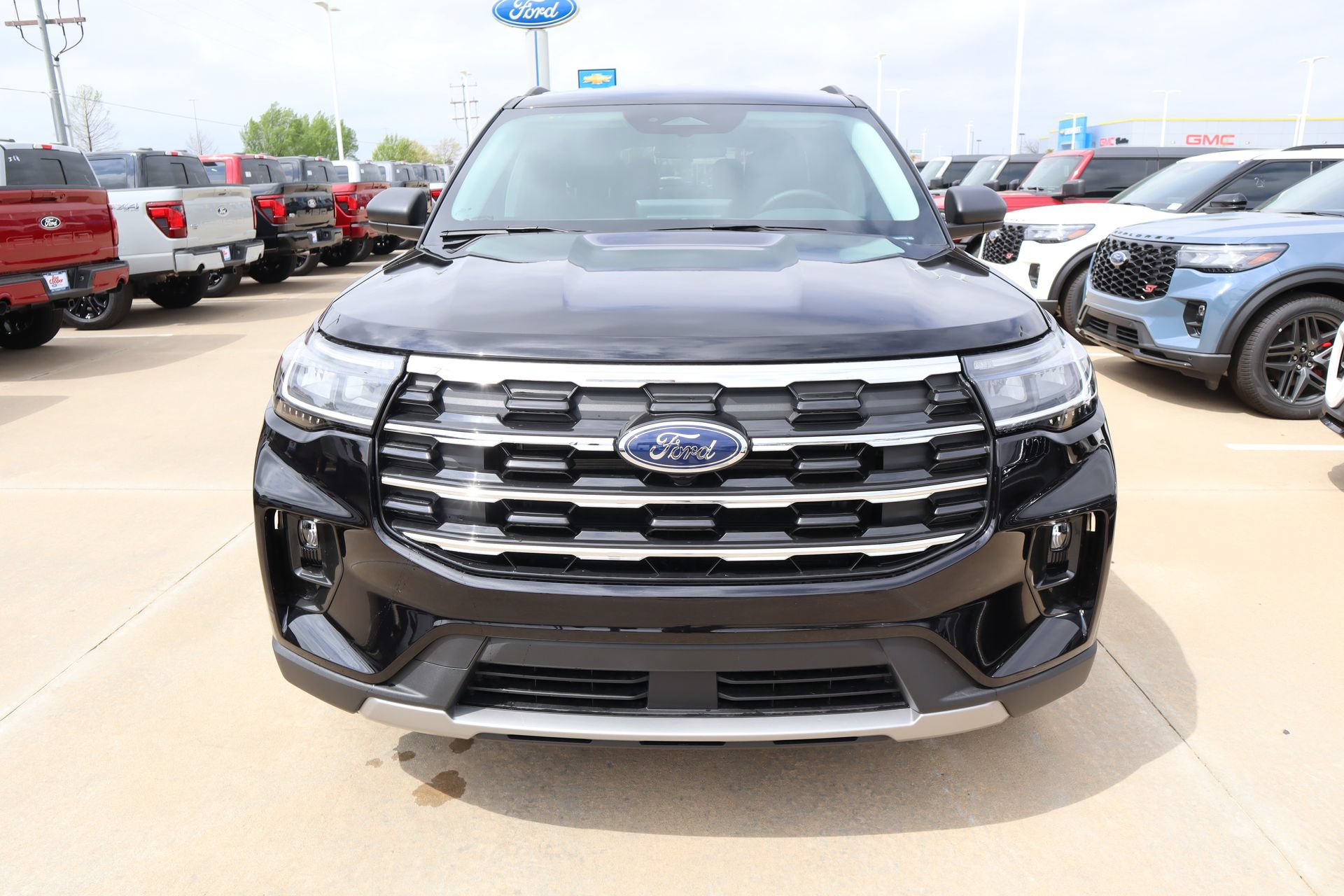 New 2026 Ford Explorer Active w/ Active Comfort Package AWD/4WD image 11