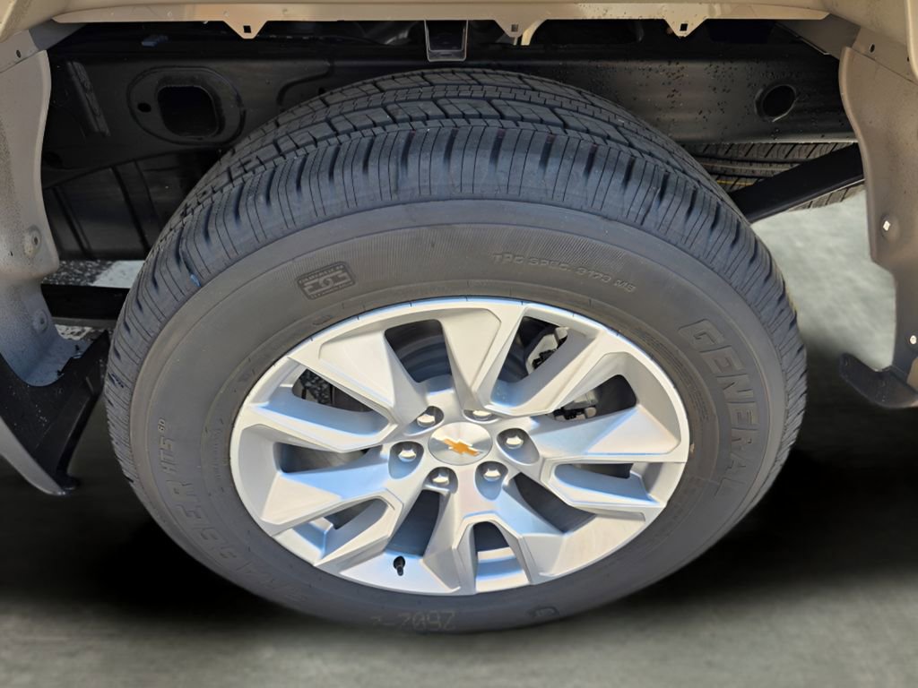 New 2026 Chevrolet Silverado 1500 Custom RWD image 25