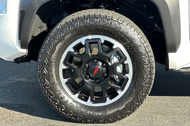 Certified 2026 Toyota Tacoma TRD Off-Road w/ TRD Off Road Premium Package AWD/4WD image 28