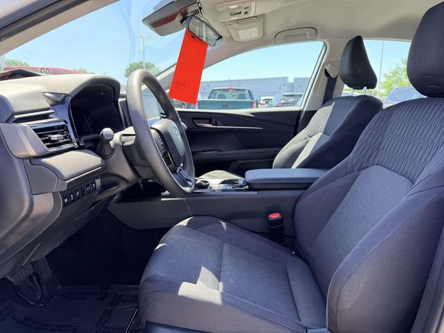 Used 2026 Toyota Camry LE FWD image 16