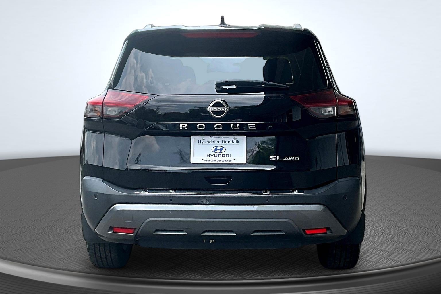 Used 2023 Nissan Rogue SL w/ SL Premium Package AWD/4WD image 4