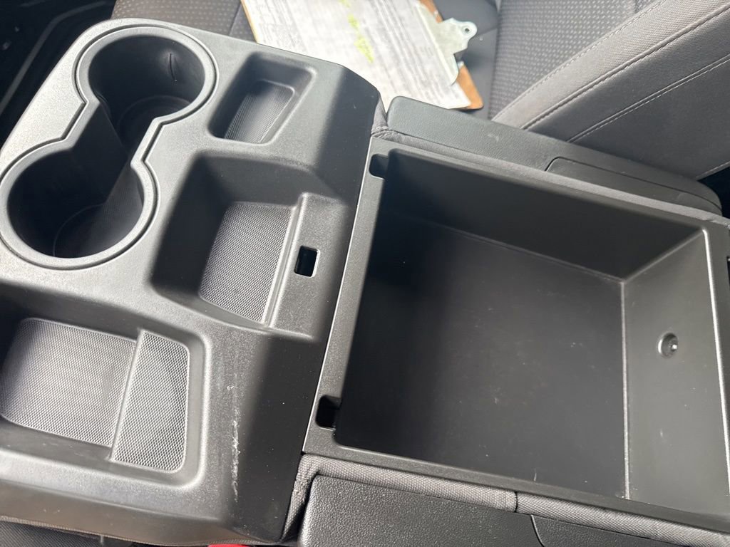 Used 2023 GMC Sierra 3500 Pro w/ Convenience Package image 21