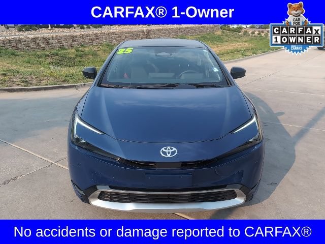 Used 2025 Toyota Prius Plug-In Hybrid FWD image 2