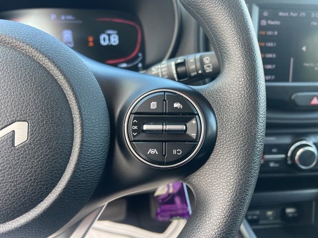 Certified 2025 Kia Soul LX w/ LX Technology Package FWD image 16