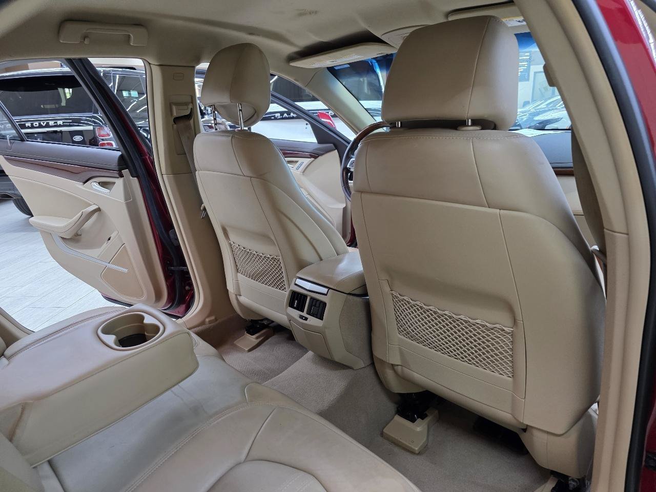 Used 2010 Cadillac CTS Luxury RWD image 21