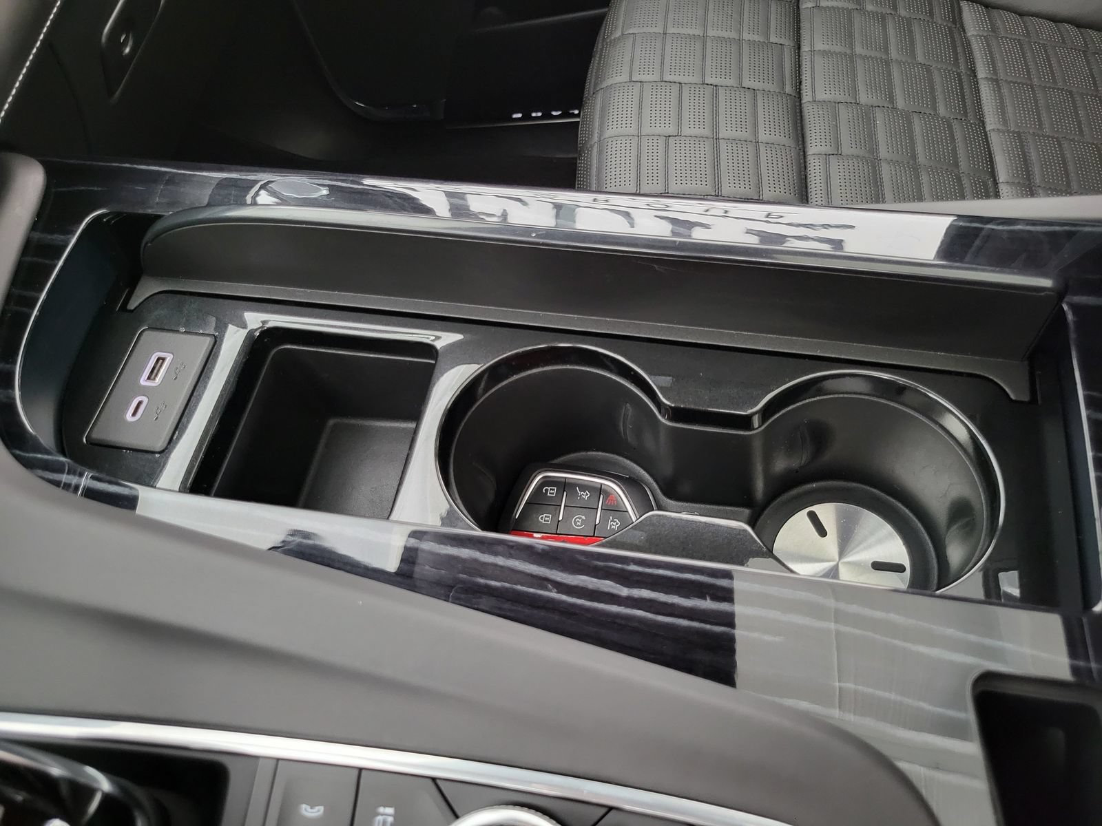 Used 2023 Cadillac Escalade V AWD/4WD image 26