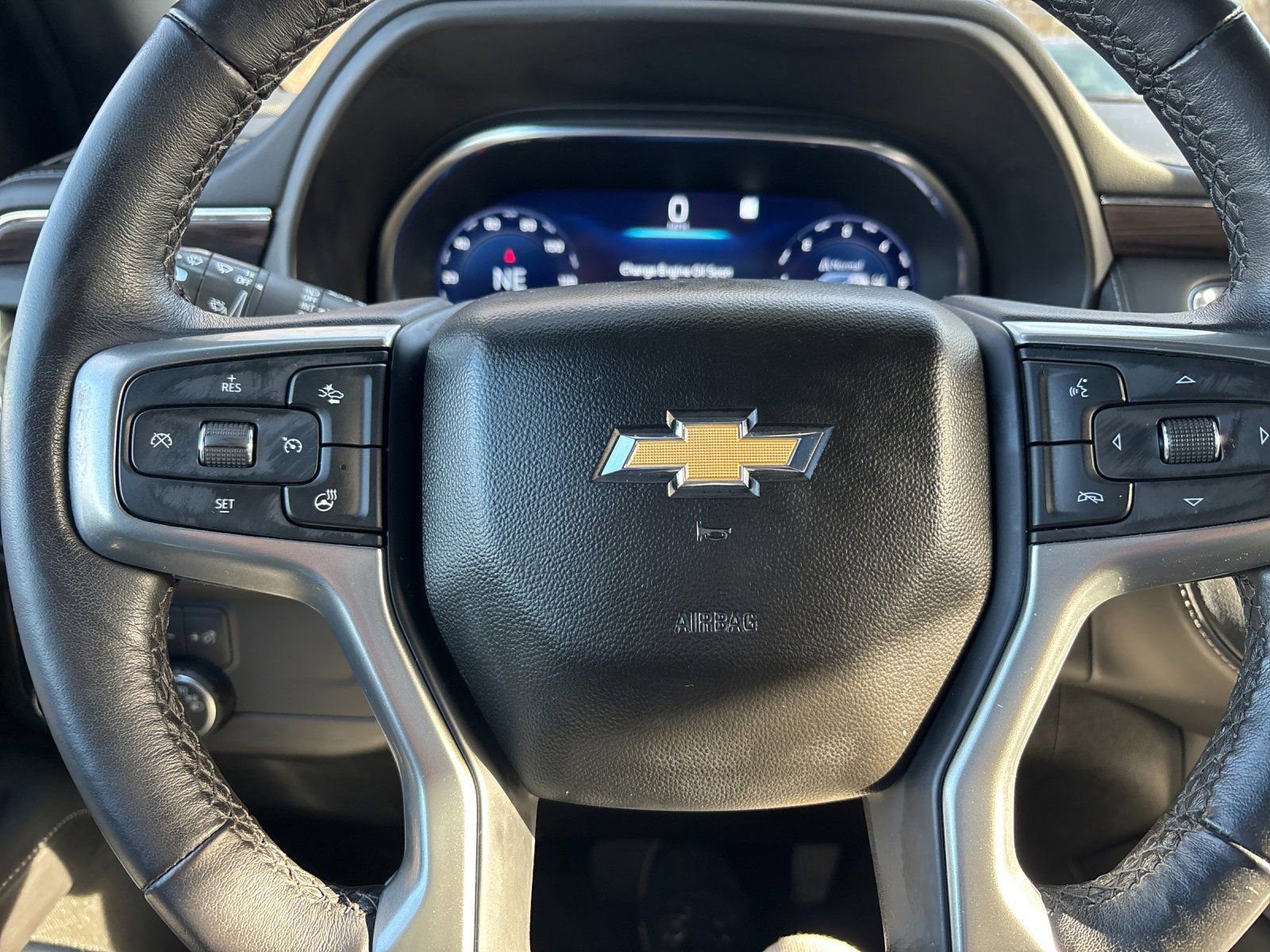 Used 2023 Chevrolet Tahoe LT w/ Luxury Package image 25