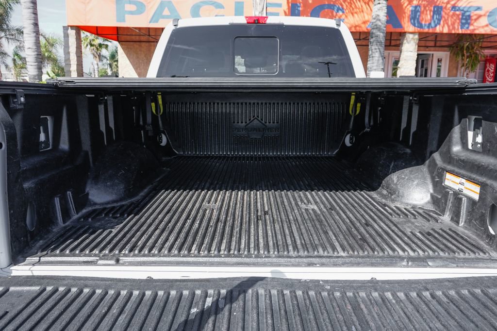 Used 2019 Ford F250 Lariat w/ Lariat Ultimate Package AWD/4WD image 9
