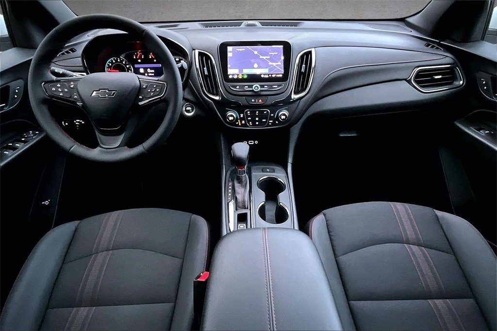 Used 2023 Chevrolet Equinox RS image 7