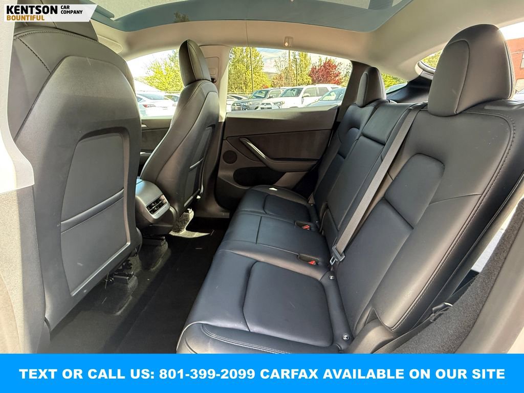 Used 2023 Tesla Model Y Performance AWD/4WD image 32