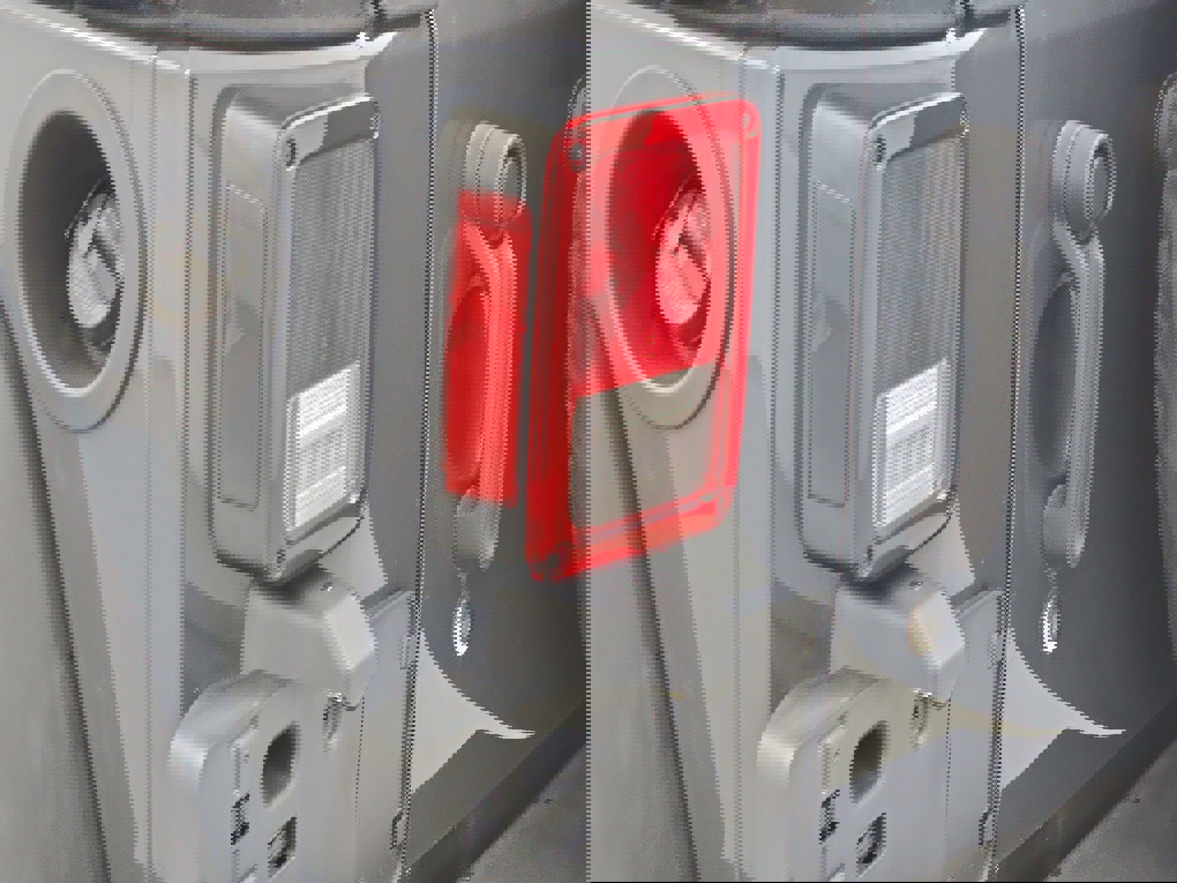 Used 2017 Jeep Wrangler Rubicon w/ Power Convenience Group image 31