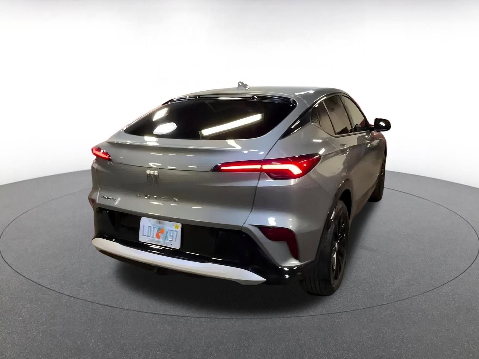 Used 2025 Buick Envista Sport Touring image 14