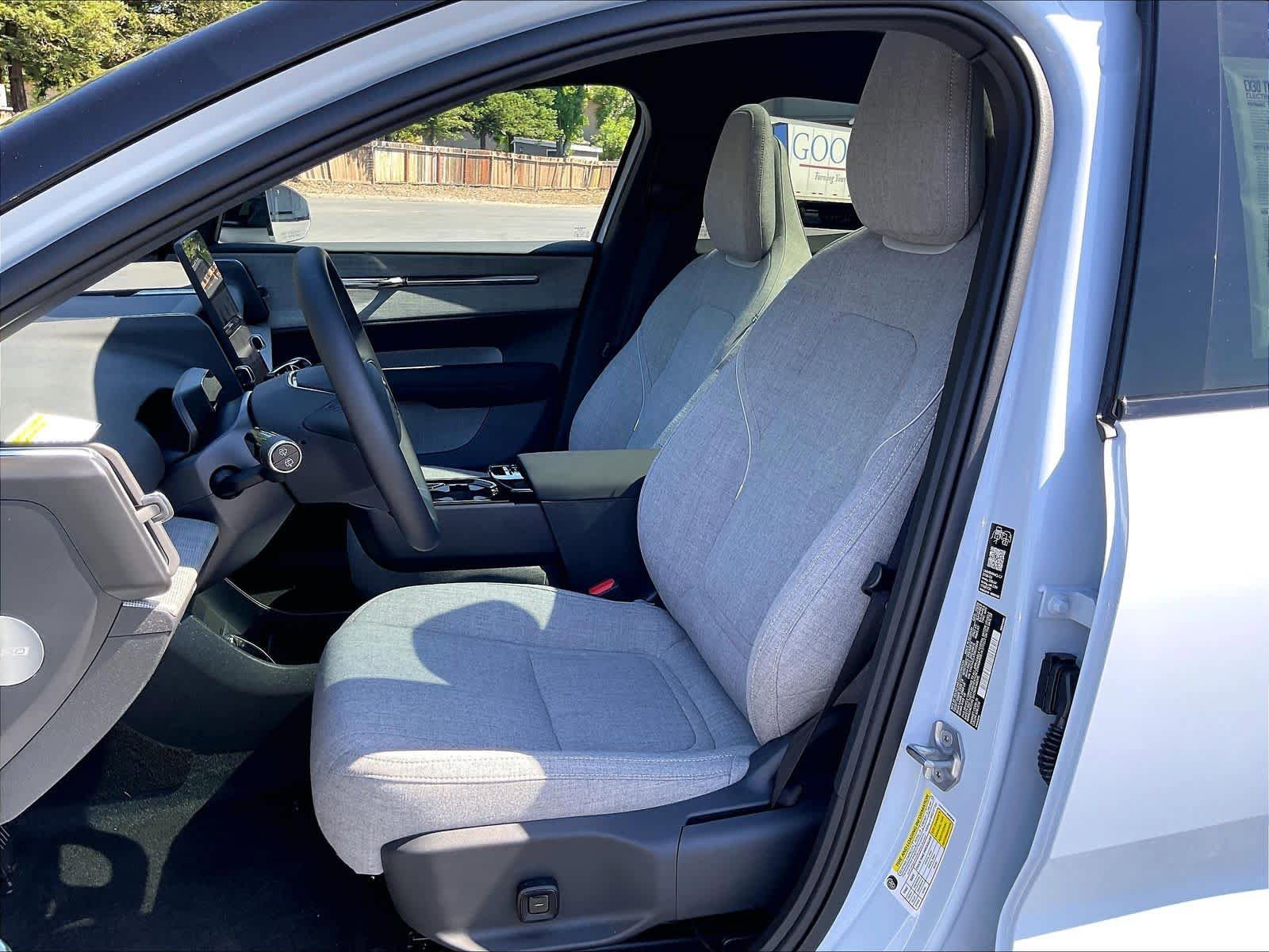 New 2026 Volvo EX30 Ultra w/ Climate Package AWD/4WD image 11