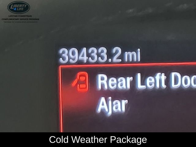 Used 2022 Ford Escape SE w/ SE Sport Appearance Package FWD image 32