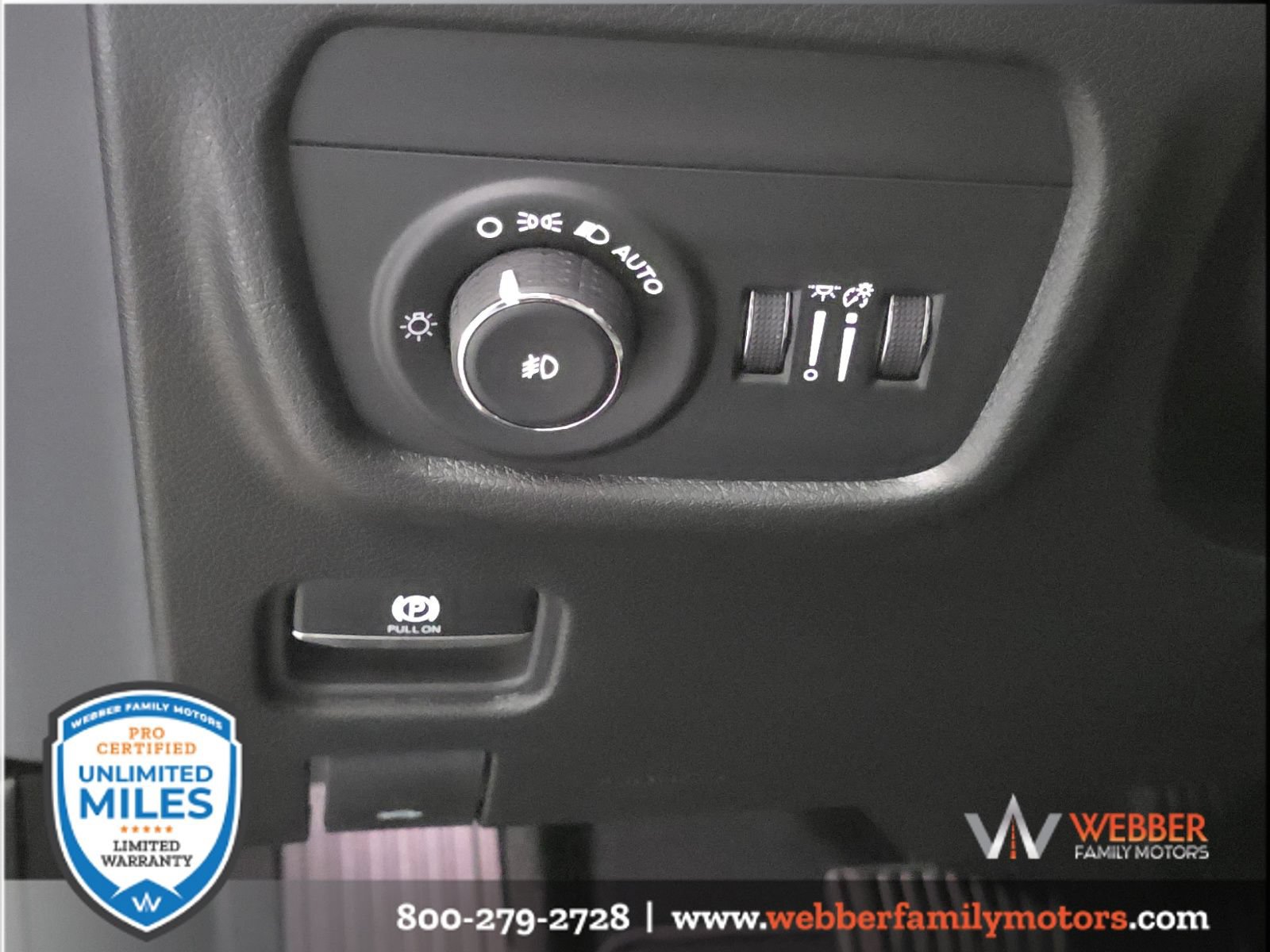New 2026 Jeep Grand Cherokee Limited w/ Limited Altitude Package AWD/4WD image 18