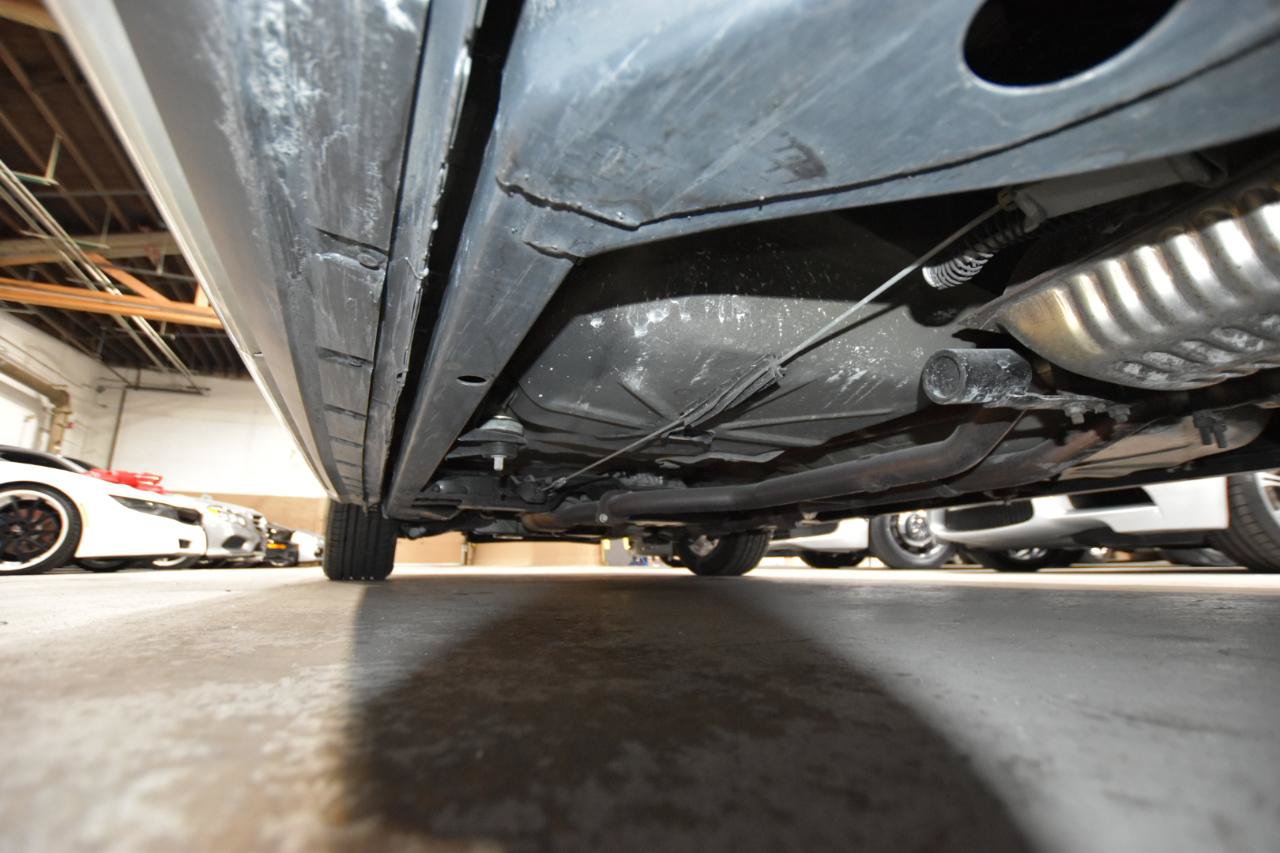 Used 2006 Lincoln Town Car Signature RWD image 48