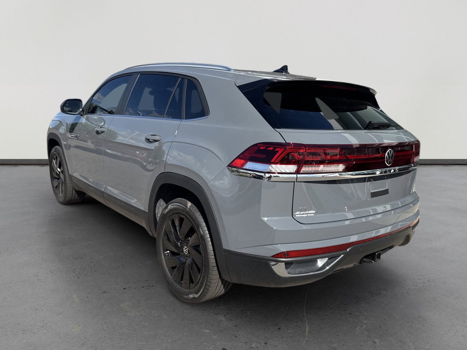 New 2026 Volkswagen Atlas Cross Sport SE image 4