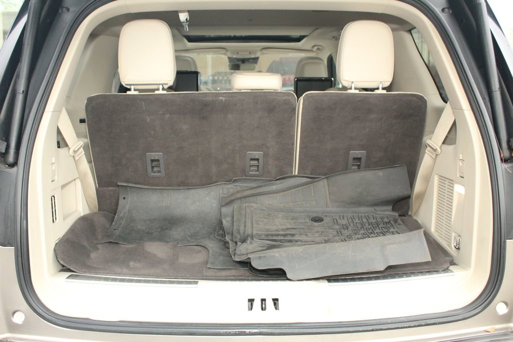 Used 2019 Lincoln Navigator Reserve w/ Cargo Package AWD/4WD image 12