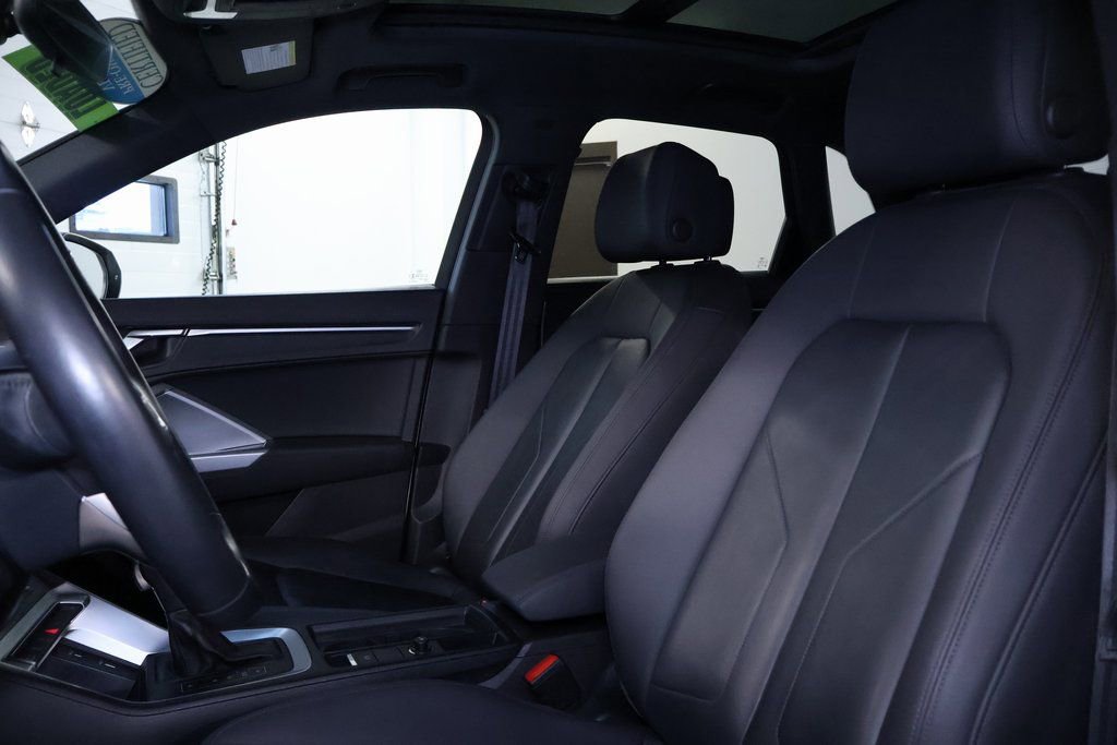 Used 2020 Audi Q3 2.0T Premium w/ Convenience Package image 15