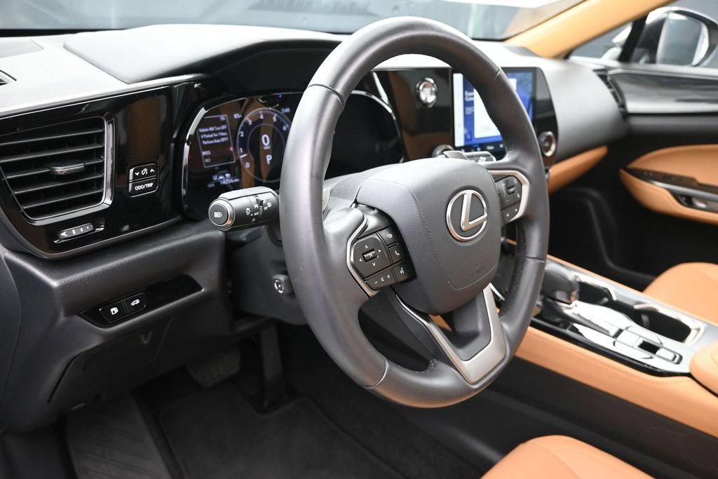 Certified 2025 Lexus NX 250 FWD w/ Towing Package (2000 Lbs) image 12