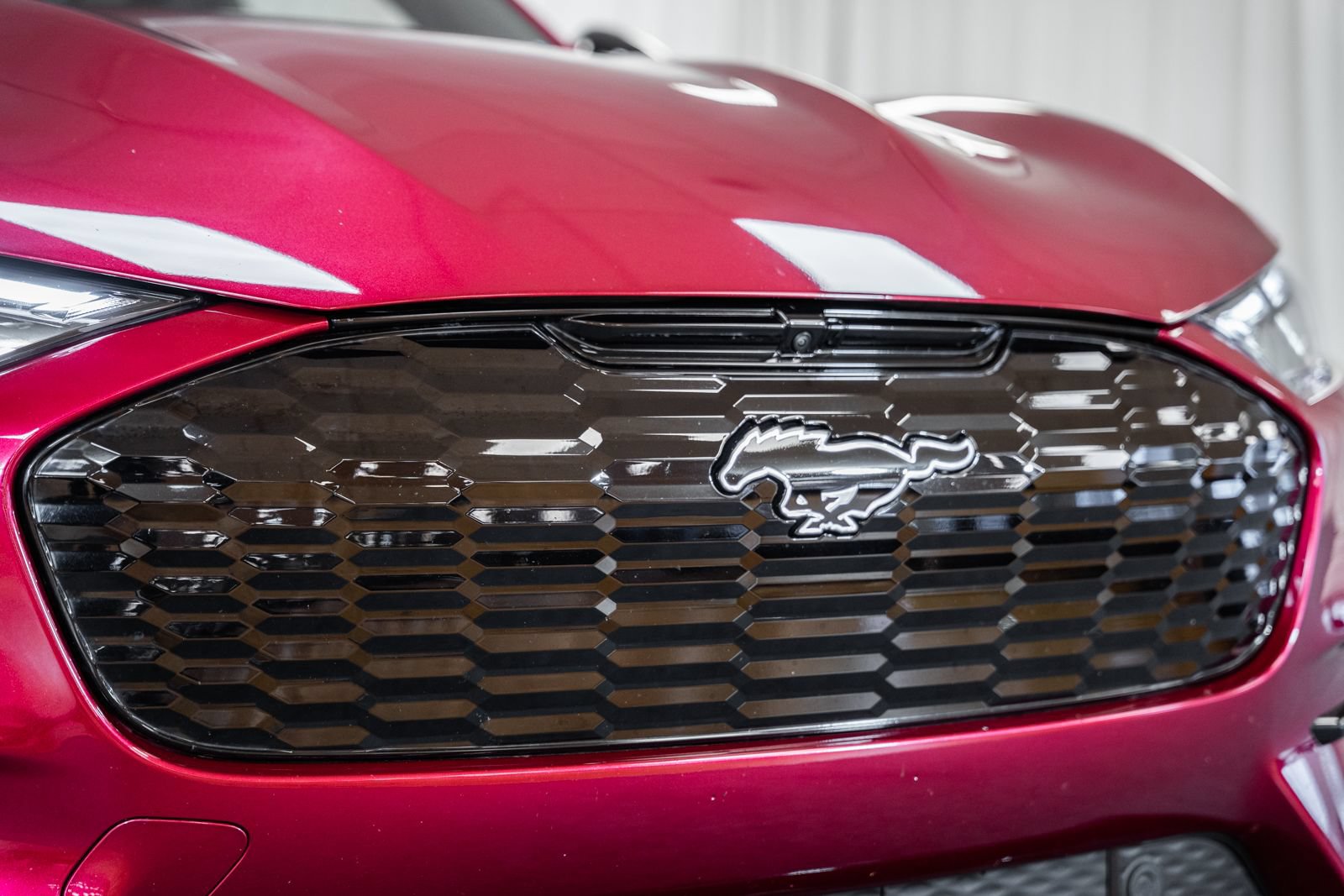 Certified 2025 Ford Mustang Mach-E GT AWD/4WD image 11