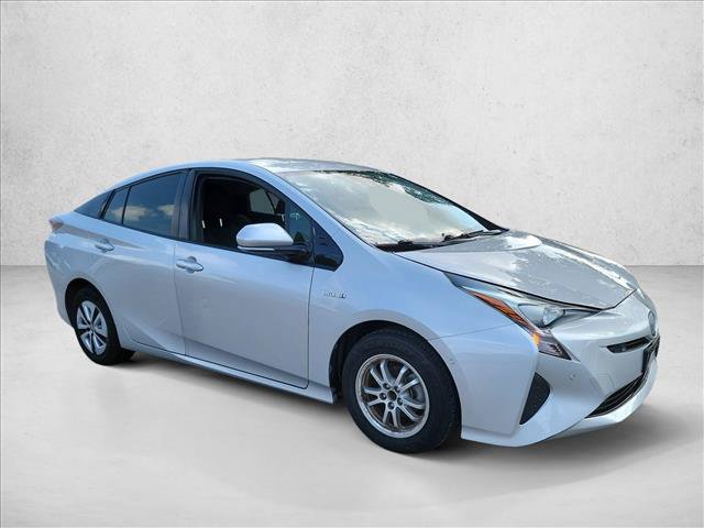 Used 2017 Toyota Prius Three FWD image 3